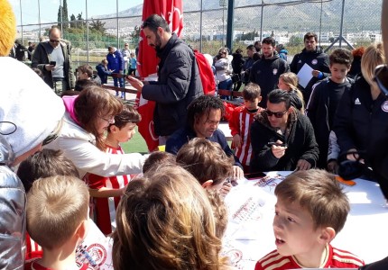 Λατρεία για Καρεμπέ στο Κύπελλο Σχολών (pics)