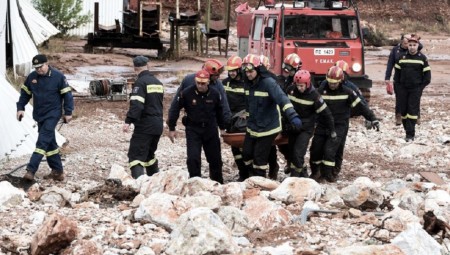 Ανείπωτη τραγωδία στην Κατερίνη-Κάηκαν ζωντανοί τρεις άνθρωποι από πυρκαγιά σε πολυκατοικία