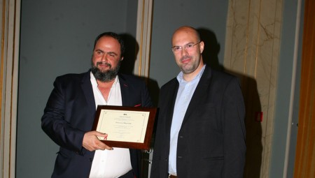 Η Ένωση Νέων Αυτοδιοικητικών Ελλάδας τίμησε τον Βαγγέλη Μαρινάκη (pics)