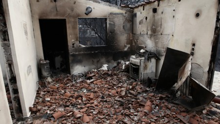 Ψάχνουν να ξεφύγουν από το σπιράλ των αποκαλύψεων