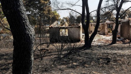 Στους 98 οι νεκροί από την πυρκαγιά στο Μάτι