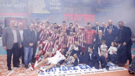 Η 8η κούπα του 2018 ήρθε στη Σύρο!