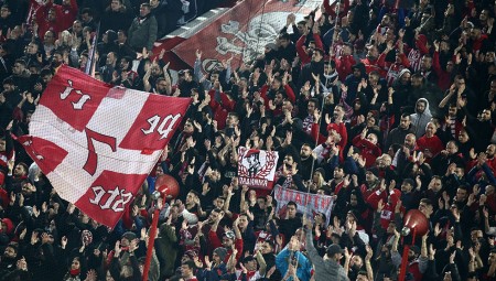 Παίρνει ώθηση από τους οπαδούς του