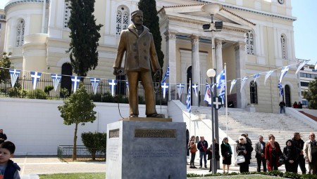 «Η προσφορά του κ. Μαρινάκη τιμά την πόλη μας, τιμά τη ναυτοσύνη των Ελλήνων»