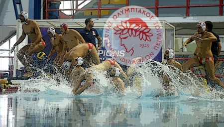 Οι Άνδρες σηκώνουν την 100ή κούπα της δεκαετίας!