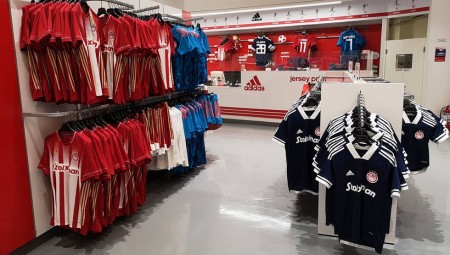 Όλη η συλλογή εμφανίσεων, τώρα στο REDstore! (photos)