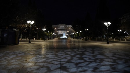 Lockdown: Ο οδικός χάρτης για την άρση των περιορισμών - Οι κρίσιμες ημερομηνίες