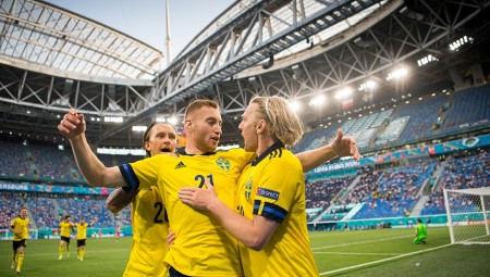 Πεντάρα η Ισπανία, αλλά η Σουηδία πέρασε πρώτη! (Vids)
