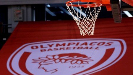 Ολυμπιακός | Μπάσκετ: Διαψεύδει τα μεταγραφικά σενάρια