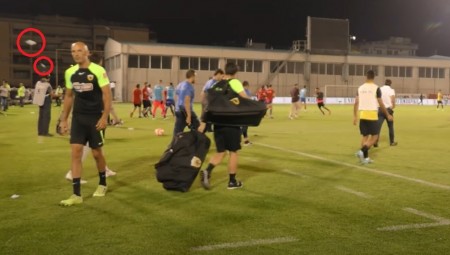 ΑΕΚ-Βόλος: Αντικείμενα στο γήπεδο με τη λήξη του ματς (video)