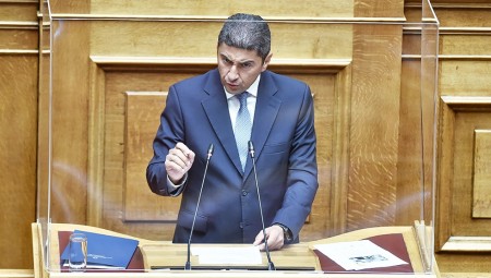 Αυγενάκης: «Δεν εκβιαζόμαστε από τις αντιδημοκρατικές αποφάσεις της ΕΠΟ»