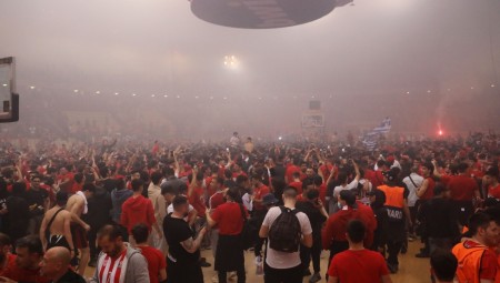 Το «Ultras World»... μαγεύτηκε ξανά από τη Θύρα 7 (photo)