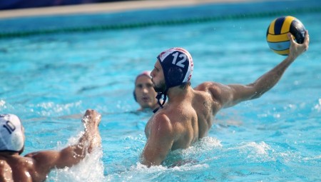 Προτελευταίο παιχνίδι με την Γιουγκ (photo)