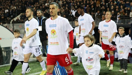 Η Stoiximan Super League στέλνει το μήνυμα:  «Ο καρκίνος της παιδικής ηλικίας μπορεί να ιαθεί»