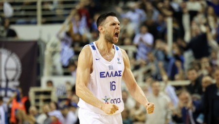 Ο μάγκας Παπανικολάου έδειξε τον δρόμο!