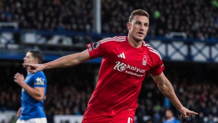 Τρελαίνει την Premier League η Νότιγχαμ, κέρδισε (και) την Έβερτον!