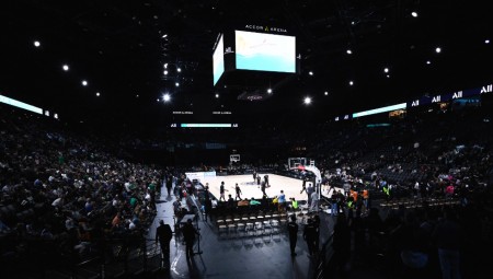 H Παρί ανακοίνωσε sold out για το ματς με τον Ολυμπιακό! (photo)