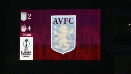 H Παρί απειλεί την «πρωτιά» του Θρύλου στο Villa Park! (video)
