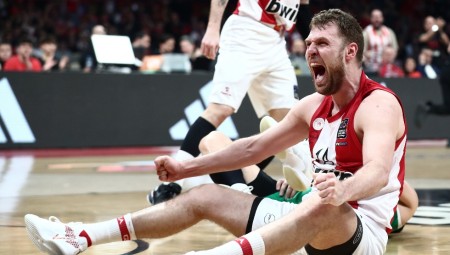 Στην καλύτερη πεντάδα της Euroleague ο Βεζένκοφ! (photo)