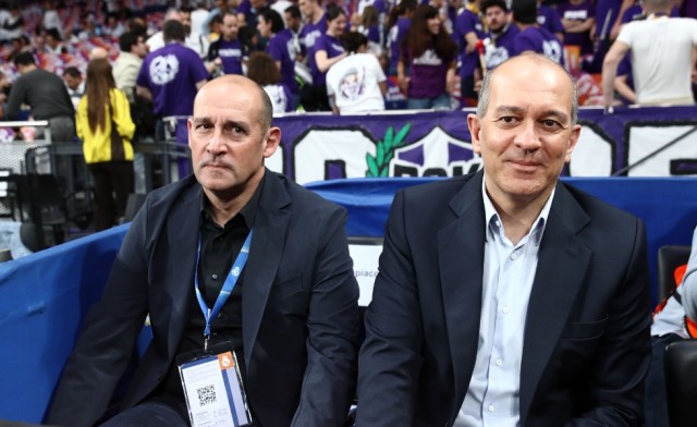 Πάντα στο πλευρό του Θρύλου οι Αγγελόπουλοι!