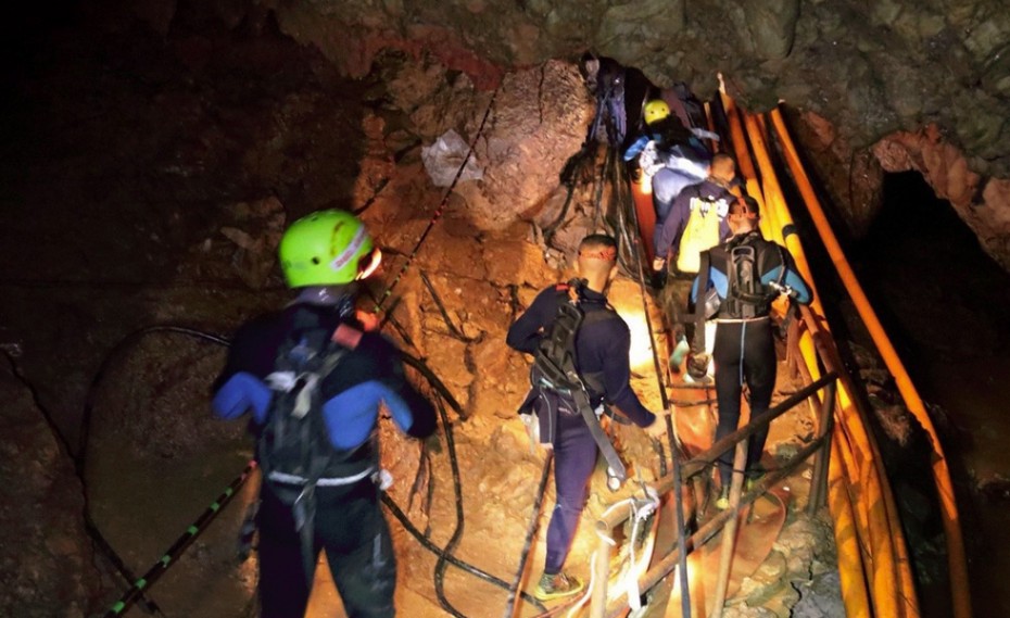 Βγήκε και 8ο παιδί από το σπήλαιο στην Ταϊλάνδη