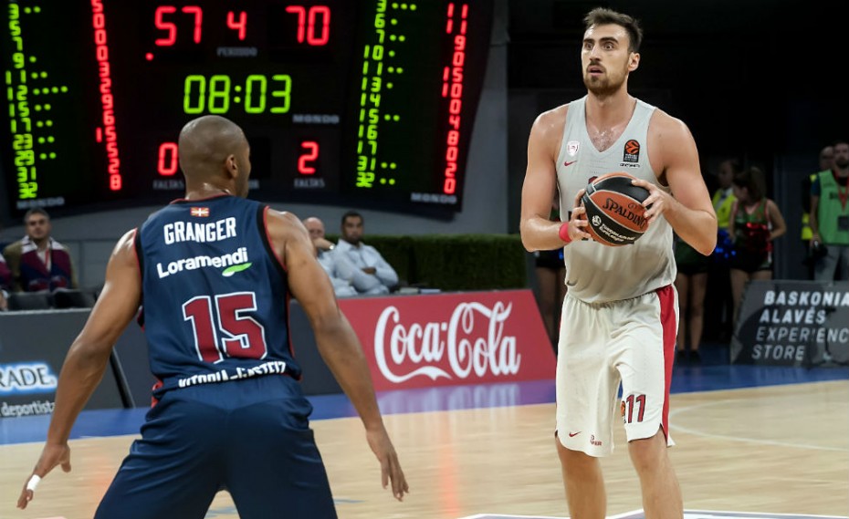 Ο Μιλουτίνοφ στους MVP της 2ης αγωνιστικής της Ευρωλίγκας!