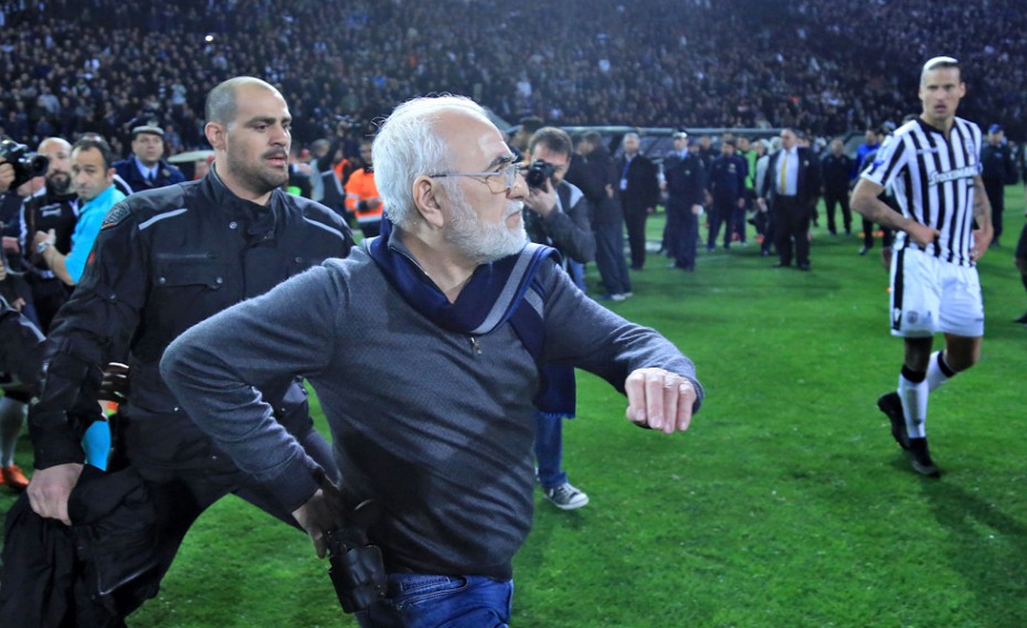Μιλάει για «ασυλία» ο… οπλοφόρος Σαββίδης