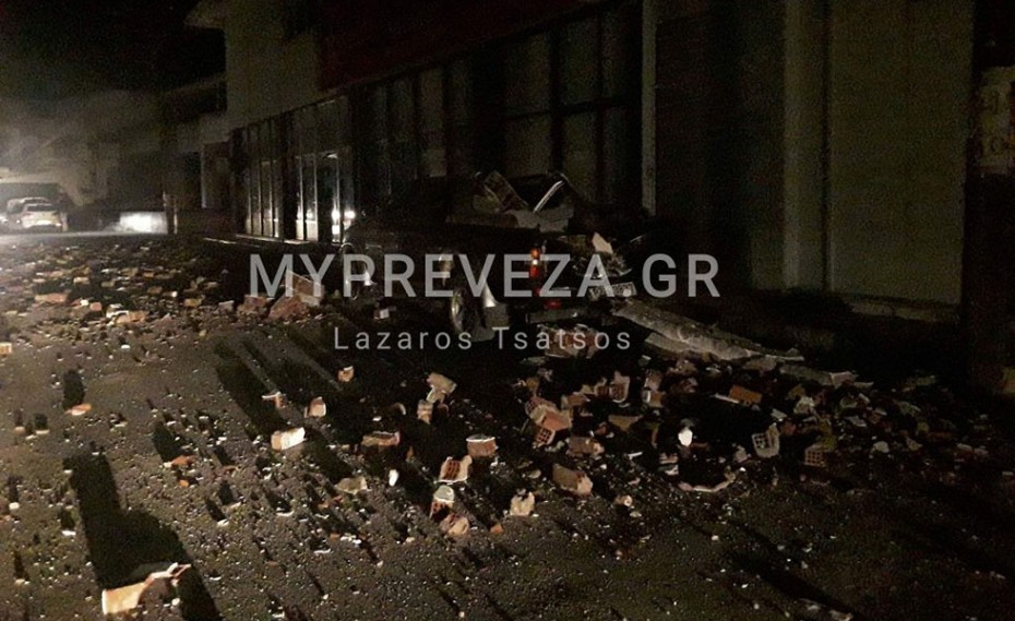 Σοβαρές ζημιές στην Πάργα από τον σεισμό 5,6 Ρίχτερ