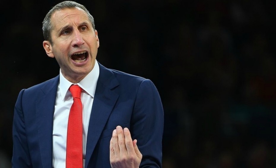 https://www.gavros.gr/photos/w_930px/articles/202005/david_blatt_olympiacos_piraeus_eb18.jpg