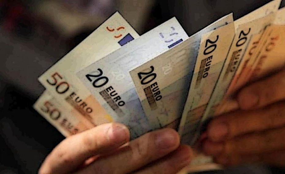 Επίδομα 800 ευρώ: Οι νέες κατηγορίες που εντάχθηκαν