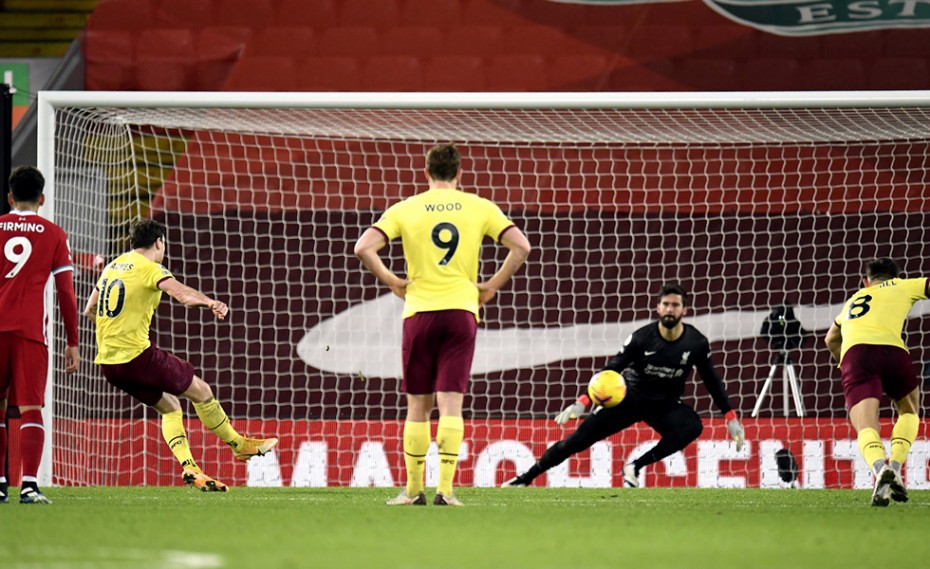 Ιστορική νίκη της Μπέρνλι στο «Anfield»! (video)