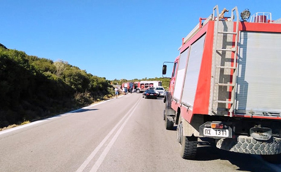 Κερατέα – Σε εξέλιξη η φωτιά που ξέσπασε στο Μαρκάτι – Εντολή εκκένωσης από το 112 (video)