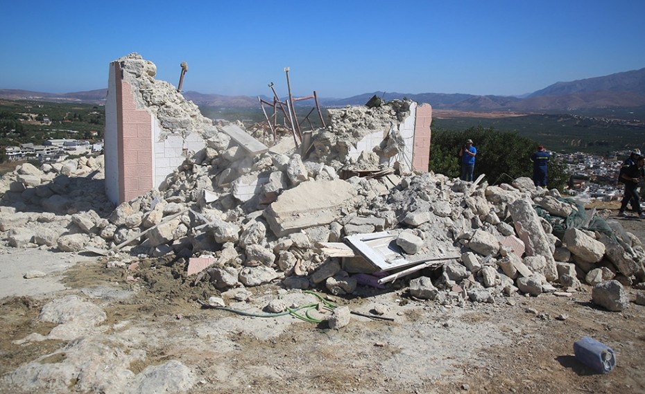 Σεισμός στην Κρήτη – Ένας νεκρός & δεκάδες ζημιές από τα 5.8 Ρίχτερ (video)