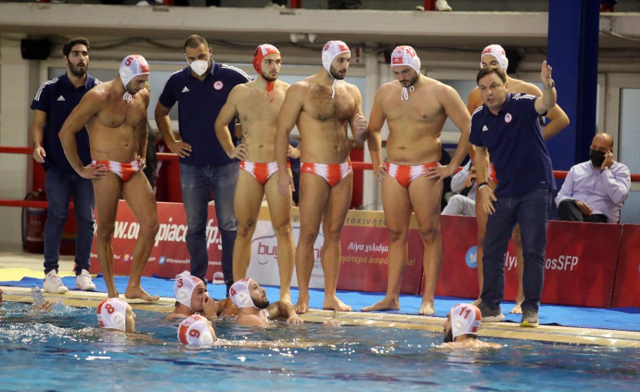 Ολυμπιακός | Πόλο: Άνδρες και Γυναίκες στην πισίνα για ματς! (photos)