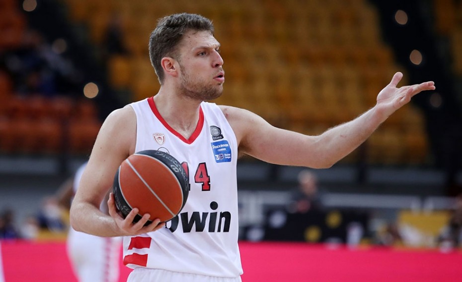 Τρομερός Βεζένκοβ, MVP της αγωνιστικής στη Stoiximan Basket League