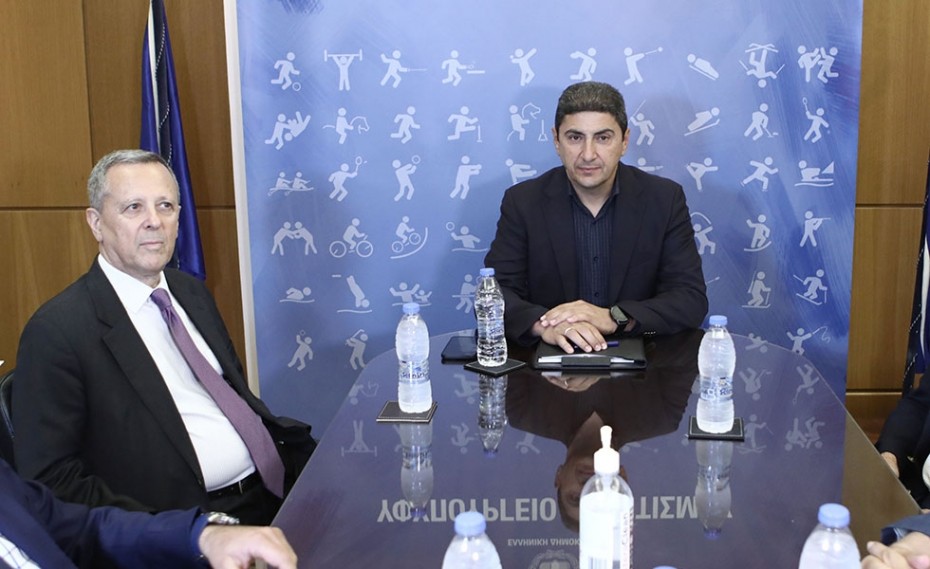 Αυγενάκης: «Μπαλτάκος και πρόεδροι ΕΠΣ υπεύθυνοι για τις αρνητικές εξελίξεις»