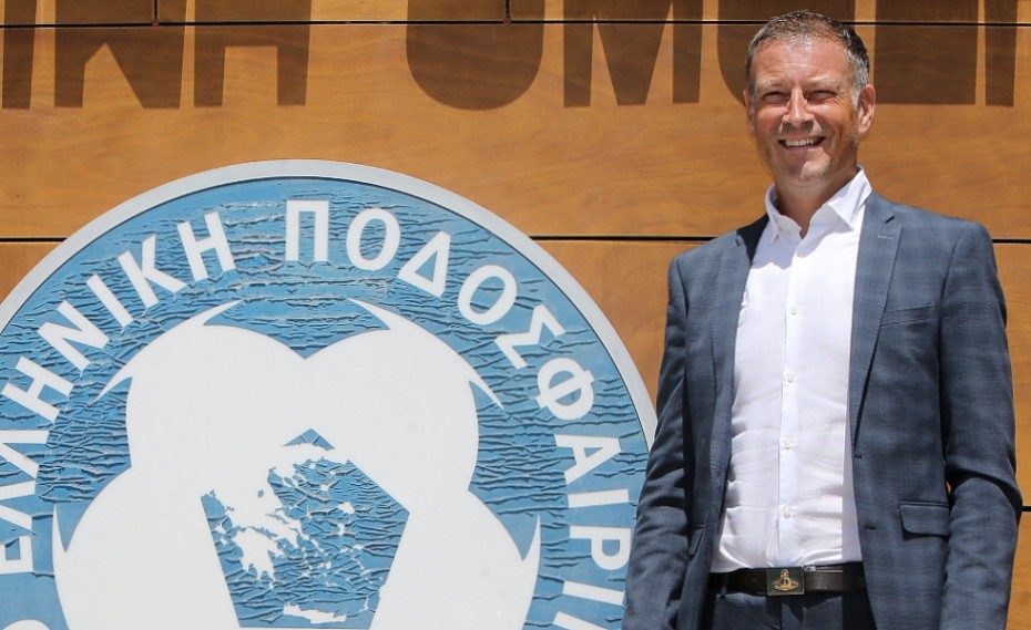 Ο Κλάτενμπεργκ παρουσίασε την επαγγελματική διαιτησία