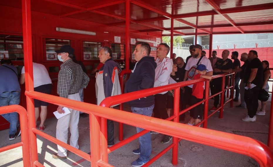 Εισιτήρια διαρκείας: Ανοικτά τα εκδοτήρια και το Σάββατο!