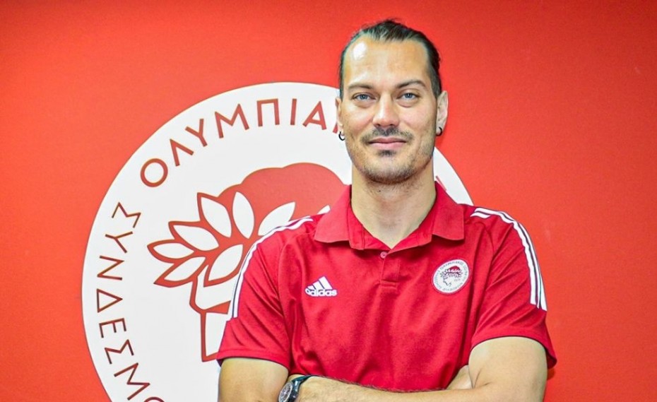 Τζούριτς: «Χαρούμενος που επέστρεψα, στόχος η κορυφή»