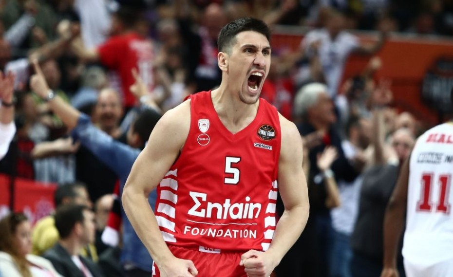 «Δένει» Λαρεντζάκη ο Θρύλος!