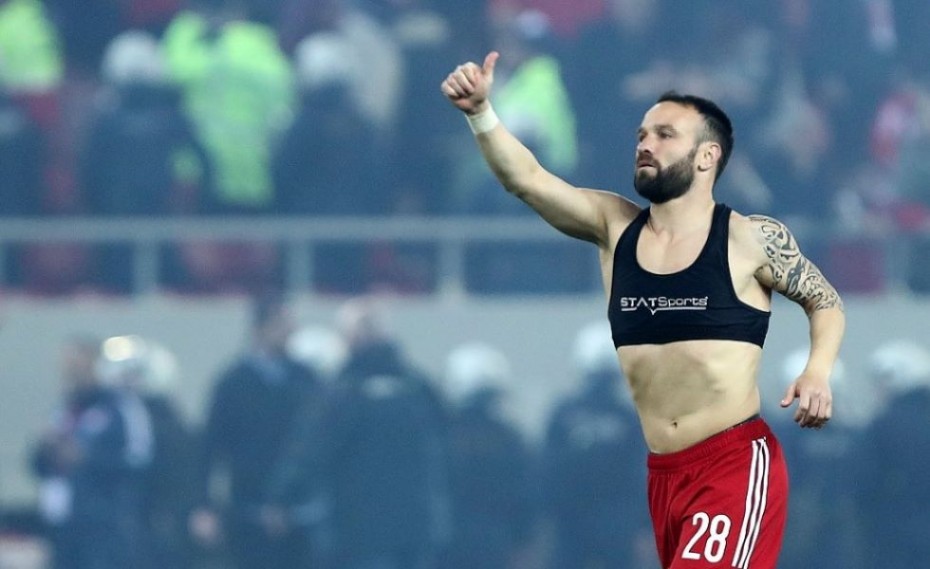 Το «ευχαριστώ» της Θύρας 7 στον σπουδαίο Βαλμπουενά! (photo)