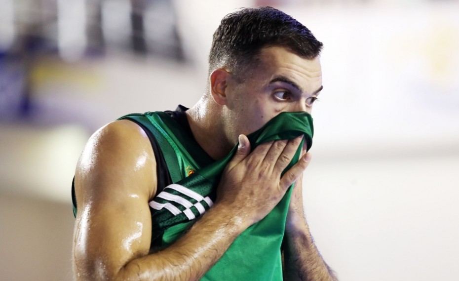 Μπράβο Κωστάκη, σήκωσες και εσύ το βραβείο που σου αξίζει