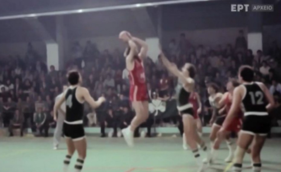 Μνήμες Γηπέδων | Στα χρόνια του 1970: Ο Ολυμπιακός των Ελληνοαμερικάνων (video)