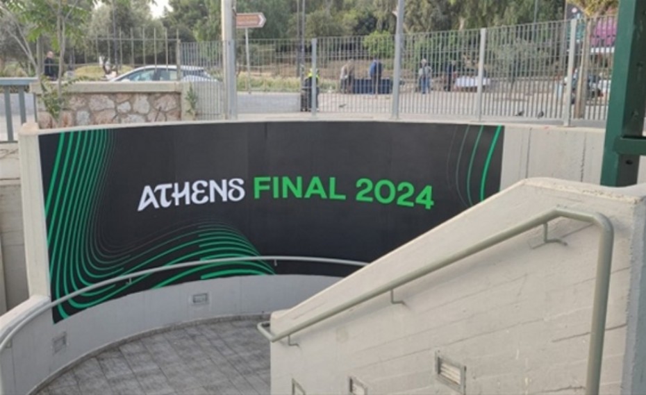 H Αθήνα ντύνεται στα χρώματα του τελικού του Conference League! (photos)