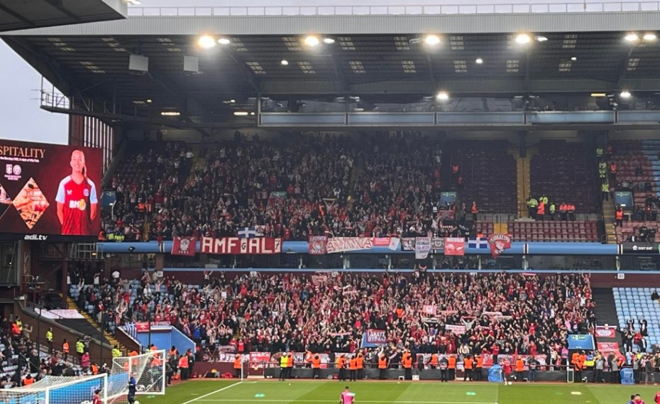 Οι ΓΑΥΡΟΙ έκαναν το Villa Park... Καραϊσκάκη! (videos)