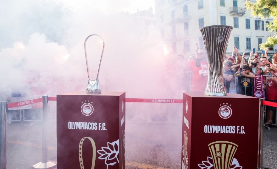 «Κοκκίνισε» και η Κέρκυρα για τα ευρωπαϊκά του Θρύλου (photos)