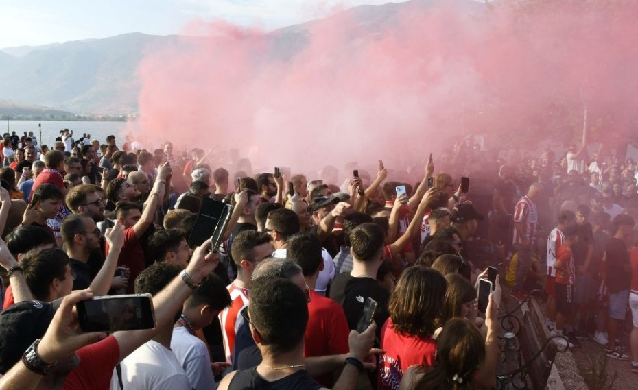 Πανζουρλισμός (και) στα Ιωάννινα για το μεγαλείο του Ολυμπιακού! (photos)