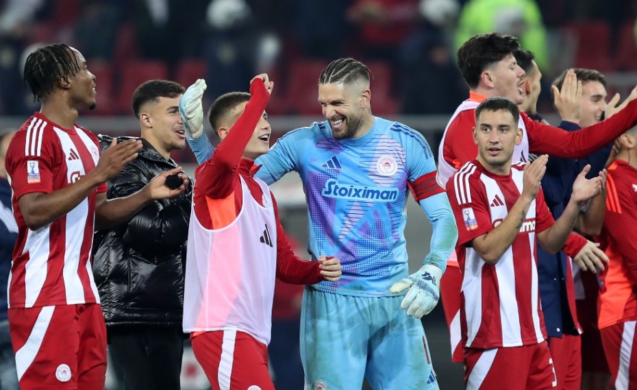 Θύρα 7: «Ετσι ονειρευόμαστε τον Ολυμπιακό» (photo)