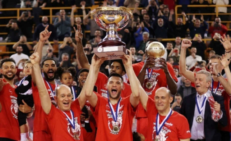 Τελικός Κυπέλλου: Οι three-peat κατακτήσεις από τον Θρύλο (videos)