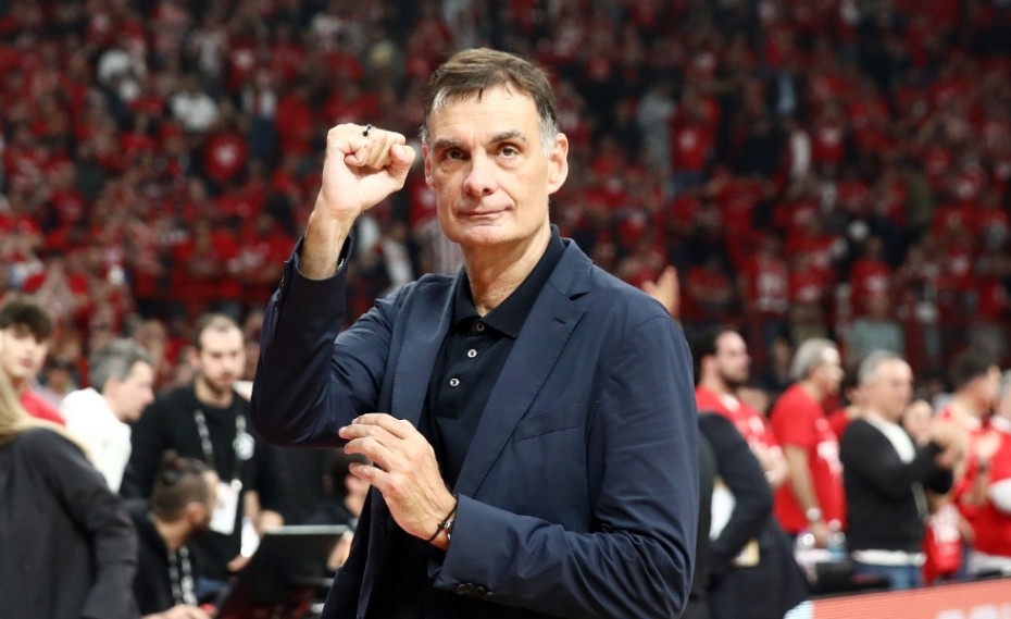 Μπαρτζώκας: «Συγχαρητήρια στους παίκτες και τον κόσμο»